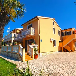 Orange 768 Apartament